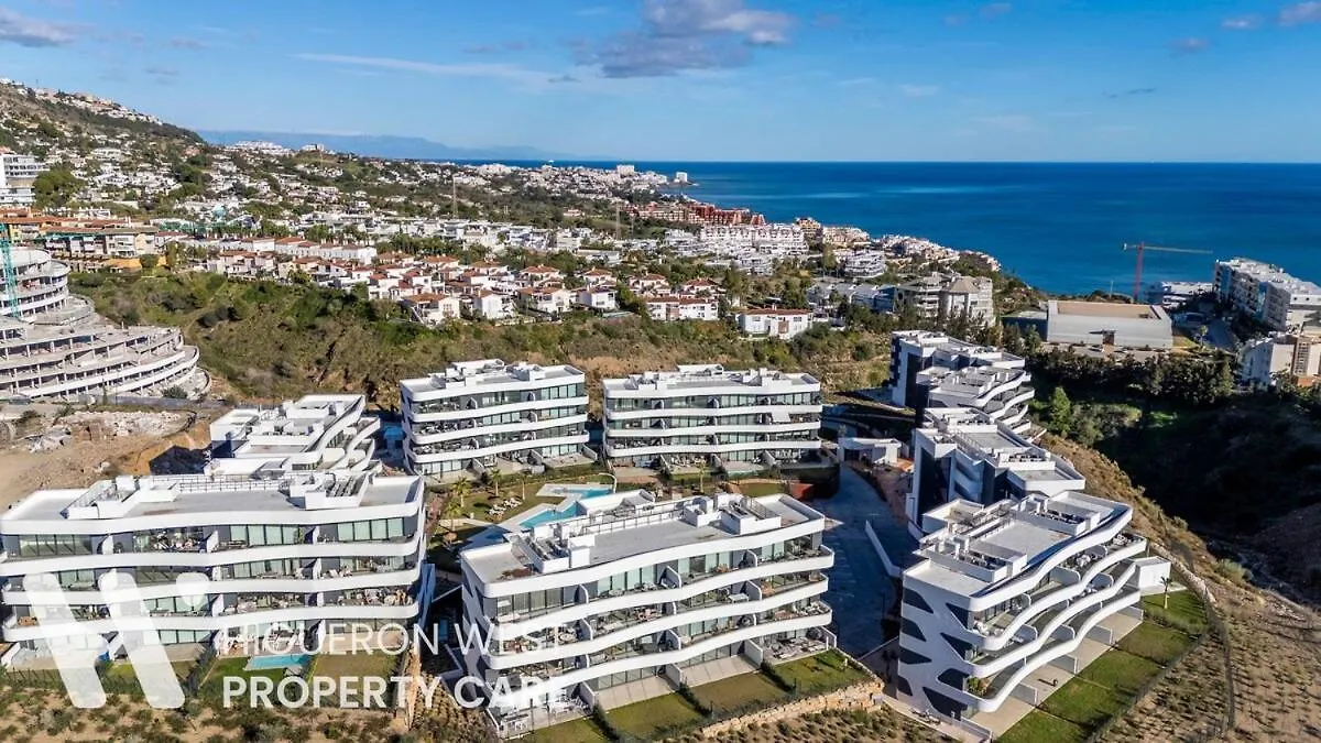Higueron West Property Collection - The Skyline Penthouse By Hwpc Málaga 0*,